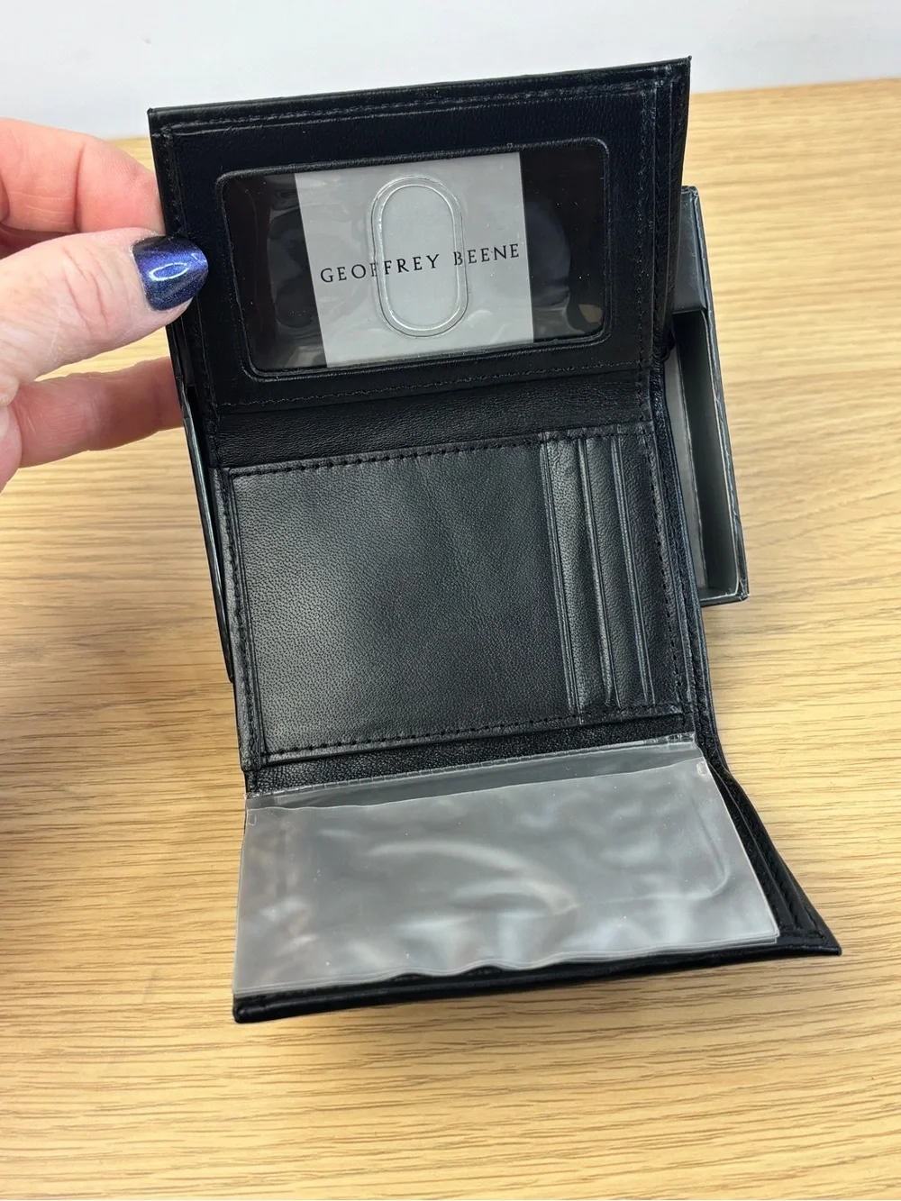 Geoffrey Beene Men's Black Trifold Soft Leather Wallet NEW!